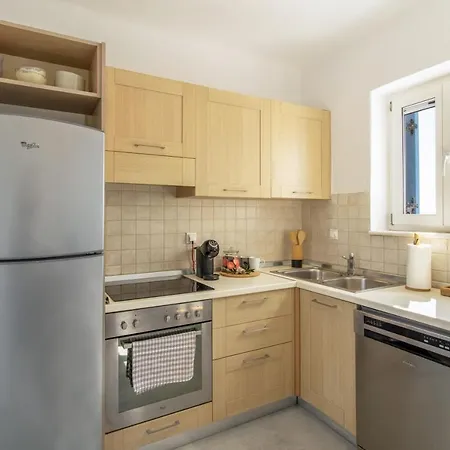 Vakantiehuis - 3br Cycladic House - White Heaven Apt4 *